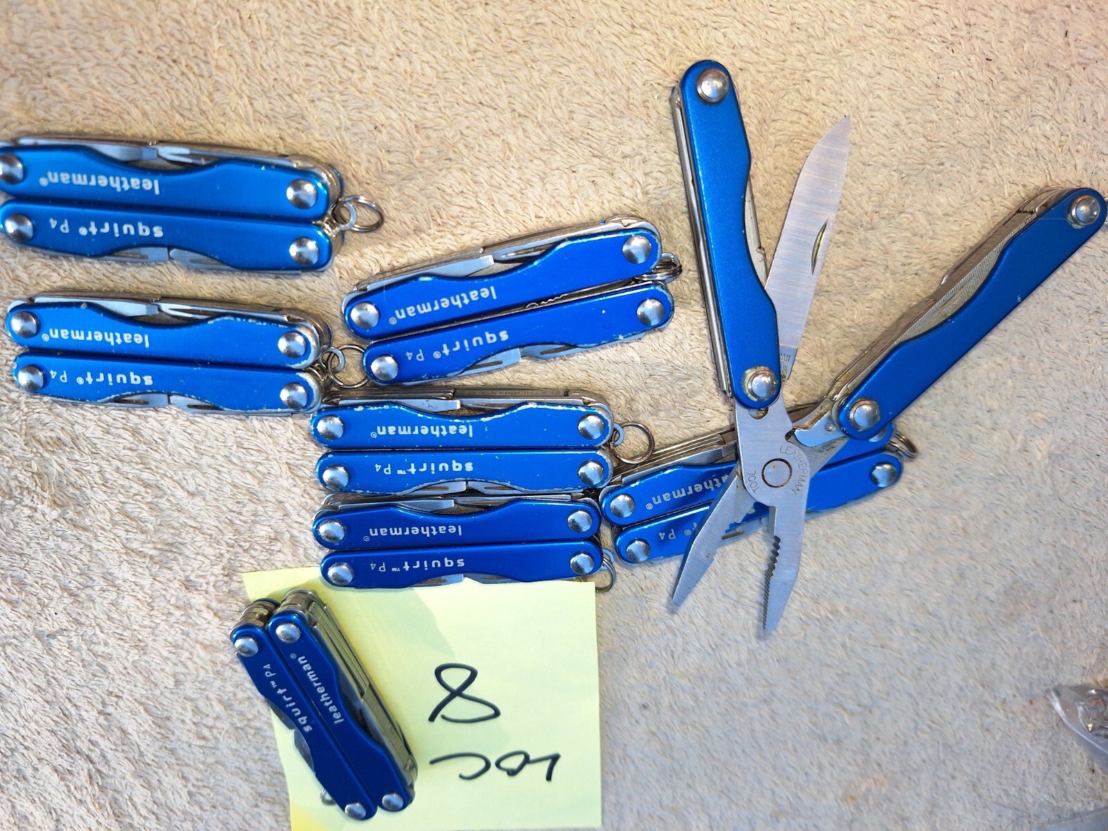 QTY 1 LEATHERMAN P4 SQUIRT BLUE Multi Tool COLLECTORS GREAT GIFT Loc 8