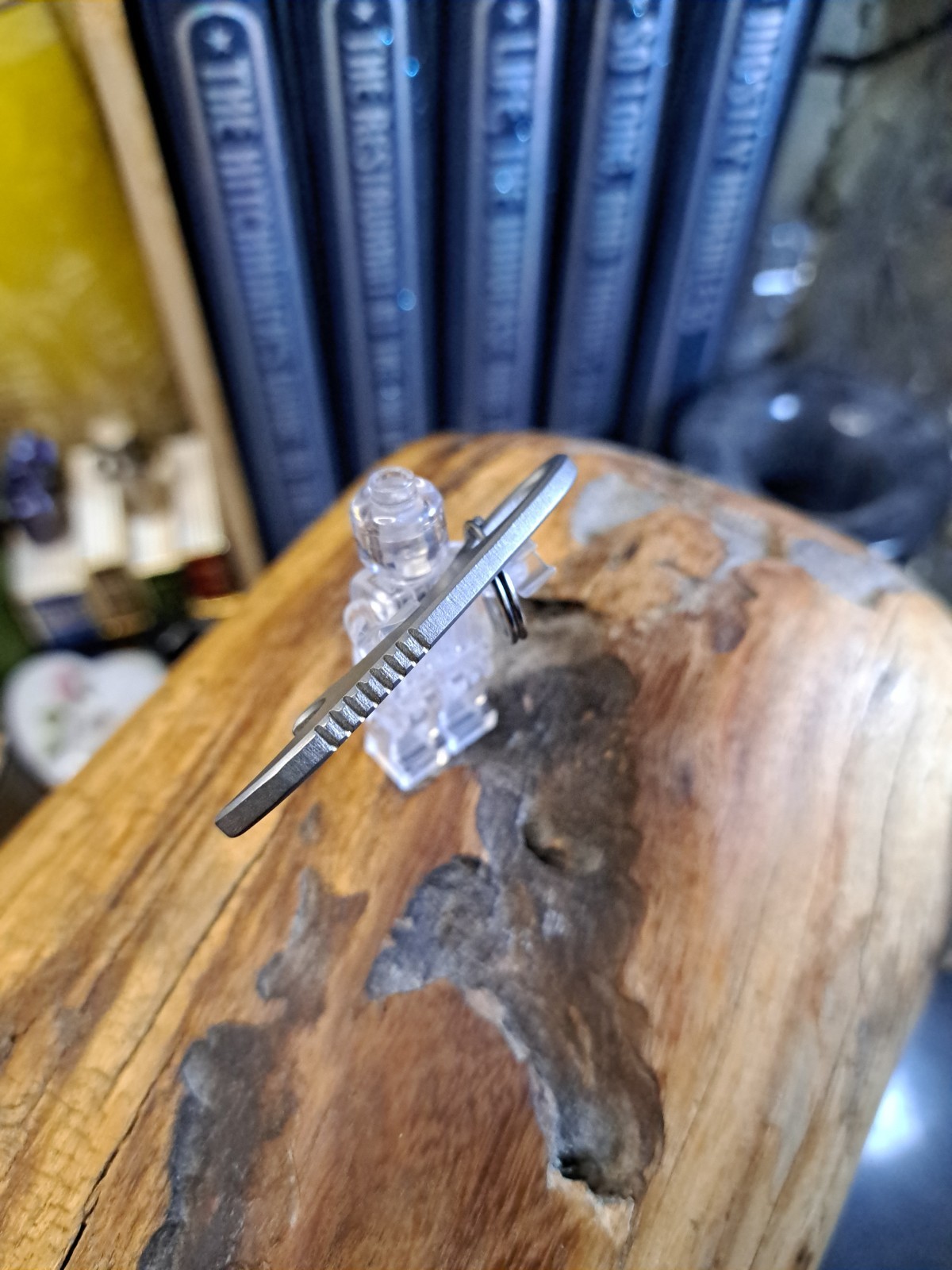 MINIMALIST MINI TITANIUM KEYCHAIN CLAW BOTTLE OPENER