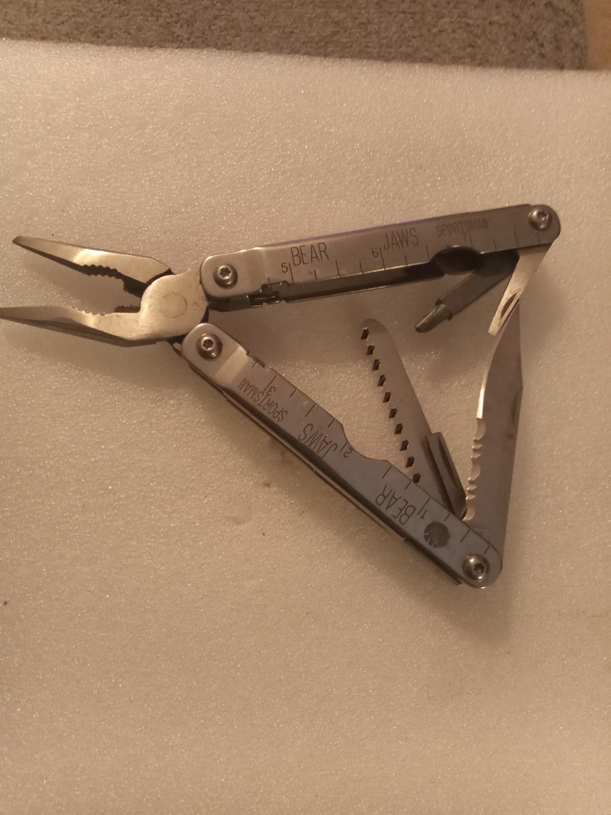 Bear Sportsman Multi Tool Knife Pliers Mac Tool branded