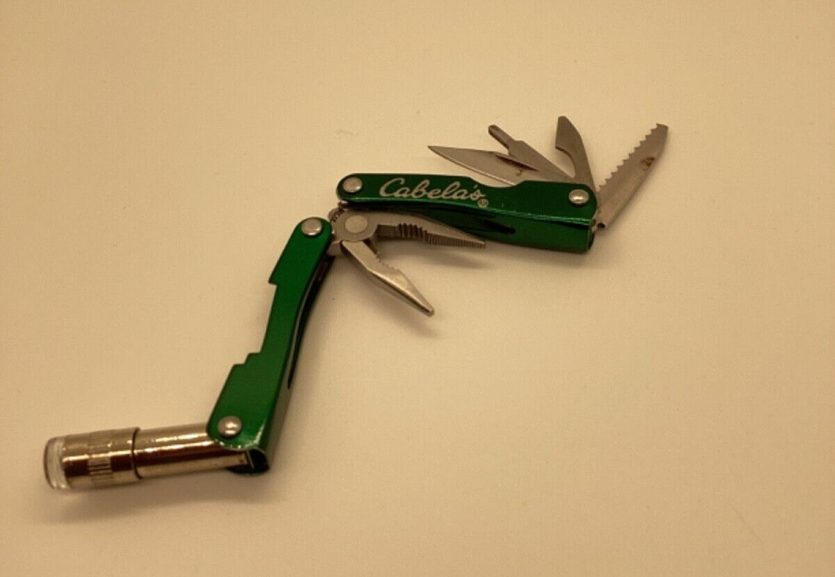 Cabela’s 2.75 inches long Multi-tool – Pre-owned