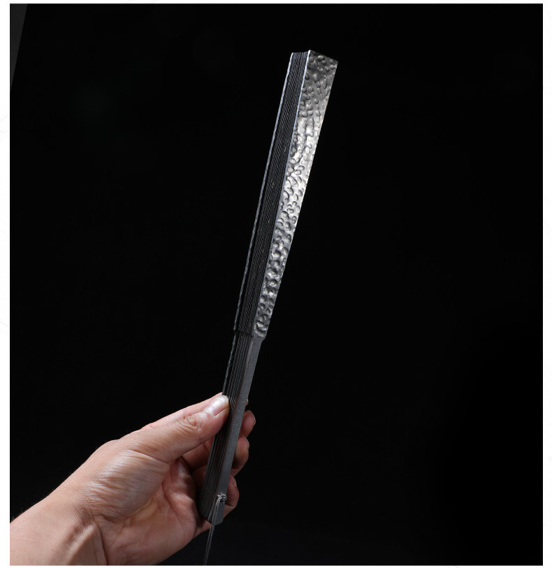 Titanium Alloy Folding Fan Outdoor Tactical 9-inch Metal Kung Fu Fan Tai Chi Fan