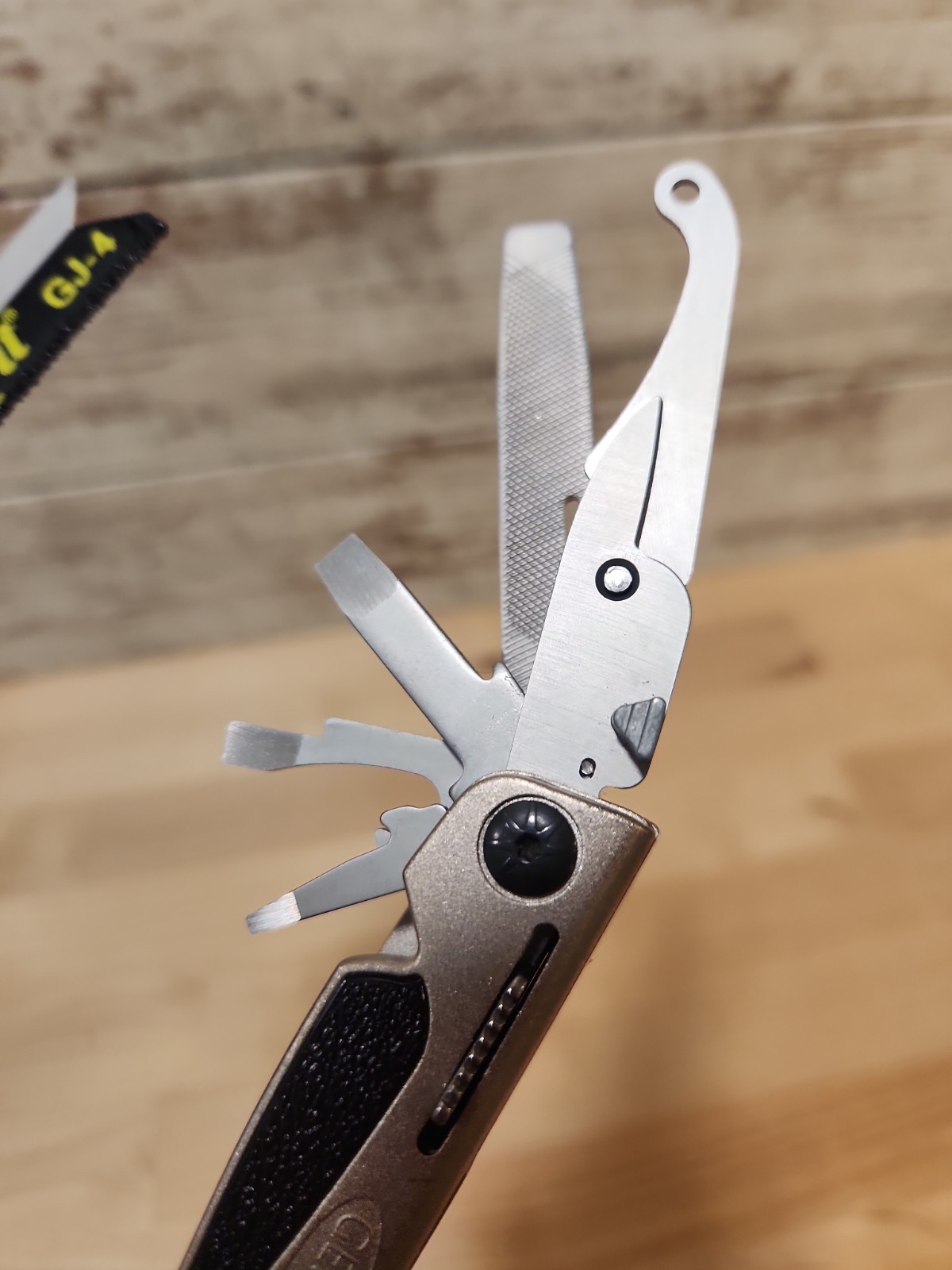 Gerber MP700 Urban Legend Multi-plier