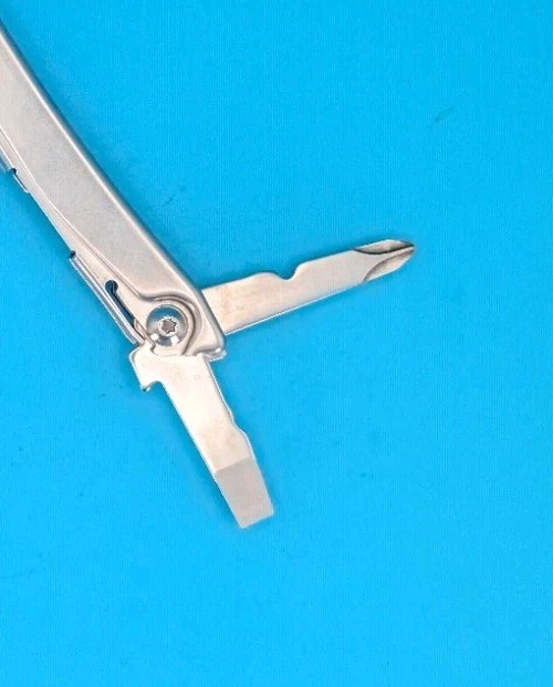 Leatherman Bolster 13 Tool Stainless Steel Multi-Tool! WITH SHEATH! NICE!