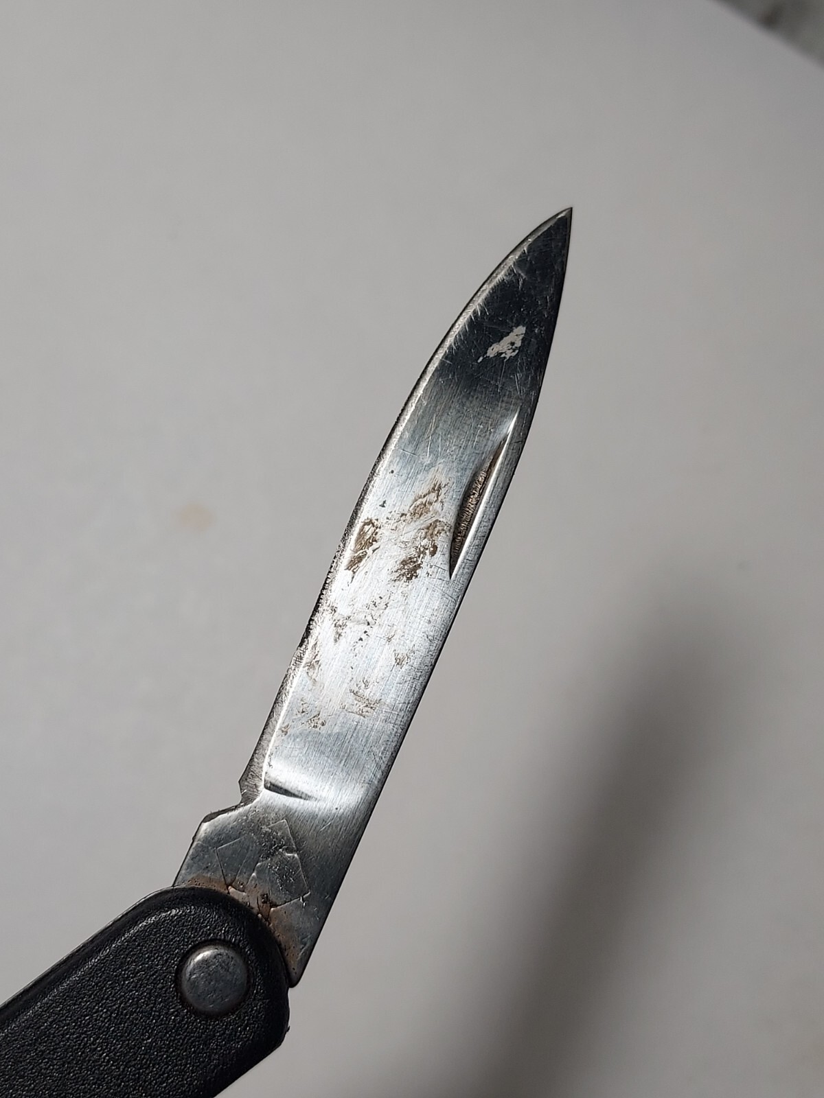 2 Mountain Quest Multi Tools with Pliers, Blade