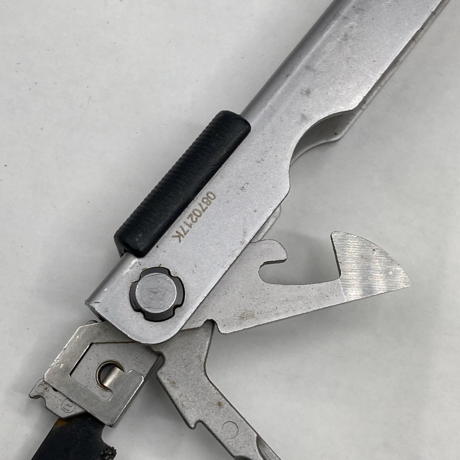 Gerber MP600 Woodsman with Carbide Cutters Multi tool – Silver