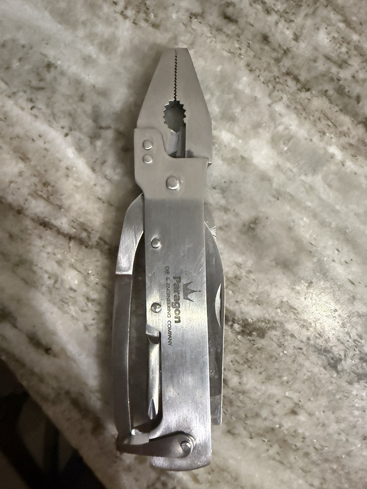 Multi Tool With Pliers No Name