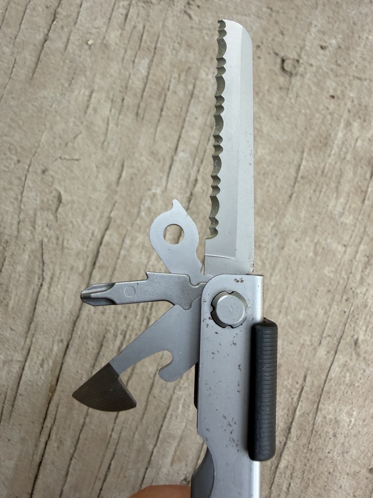 GERBER MP600 BLUNT NOSE SILVER MULTITOOL W/ACU SHEATH, EXCELLENT OVERALL