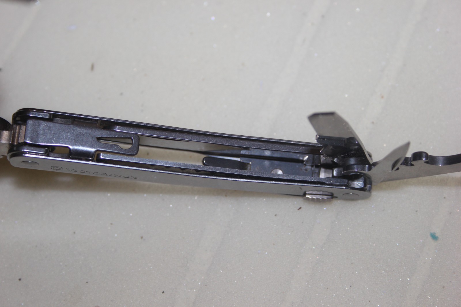 Victorinox Swiss Tool Spirit MX? XBS ? Multitool, leather case, vintage?