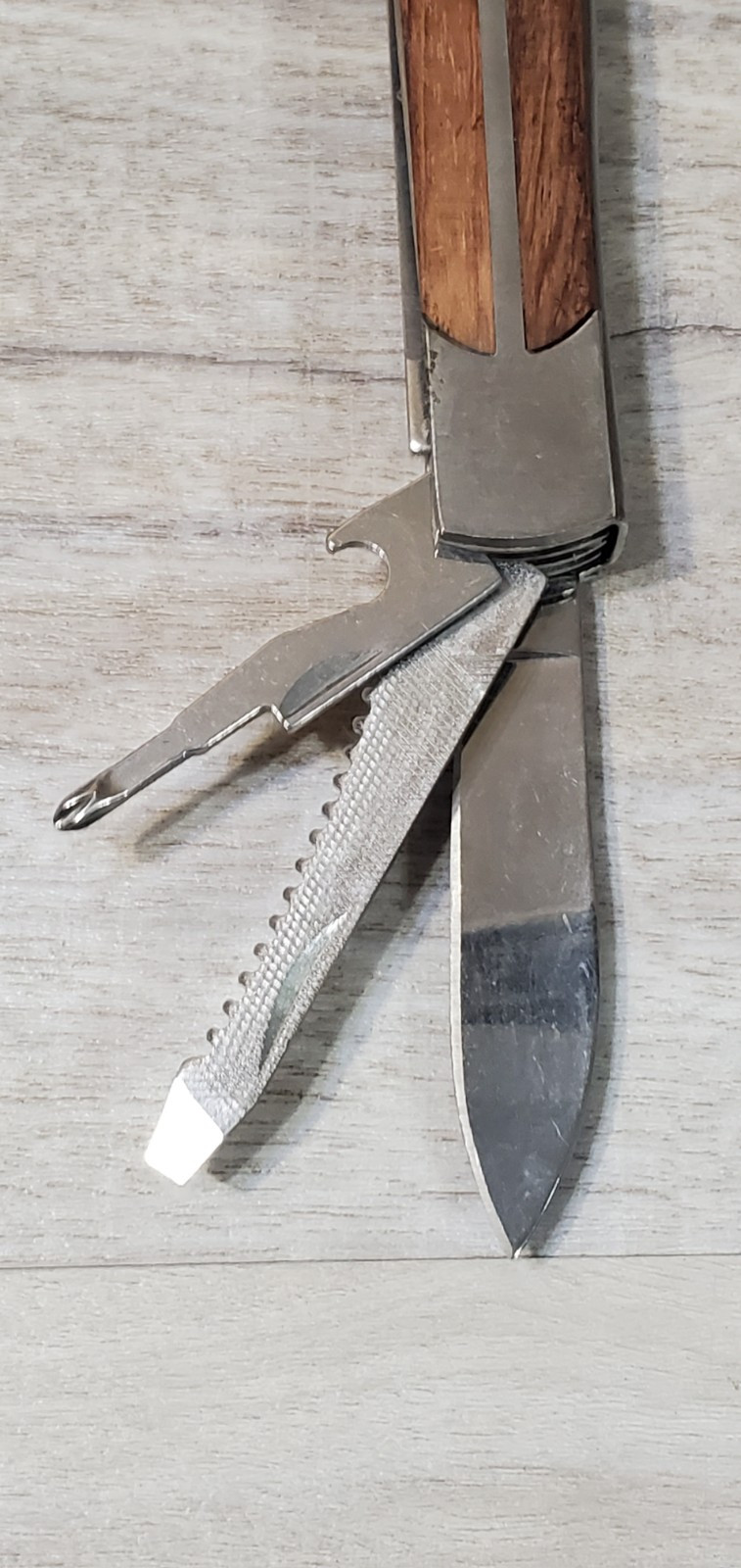 Sheffield Axe Multi Tool Camping Knives Utility Phillips Screwdriver Hammer 12/1