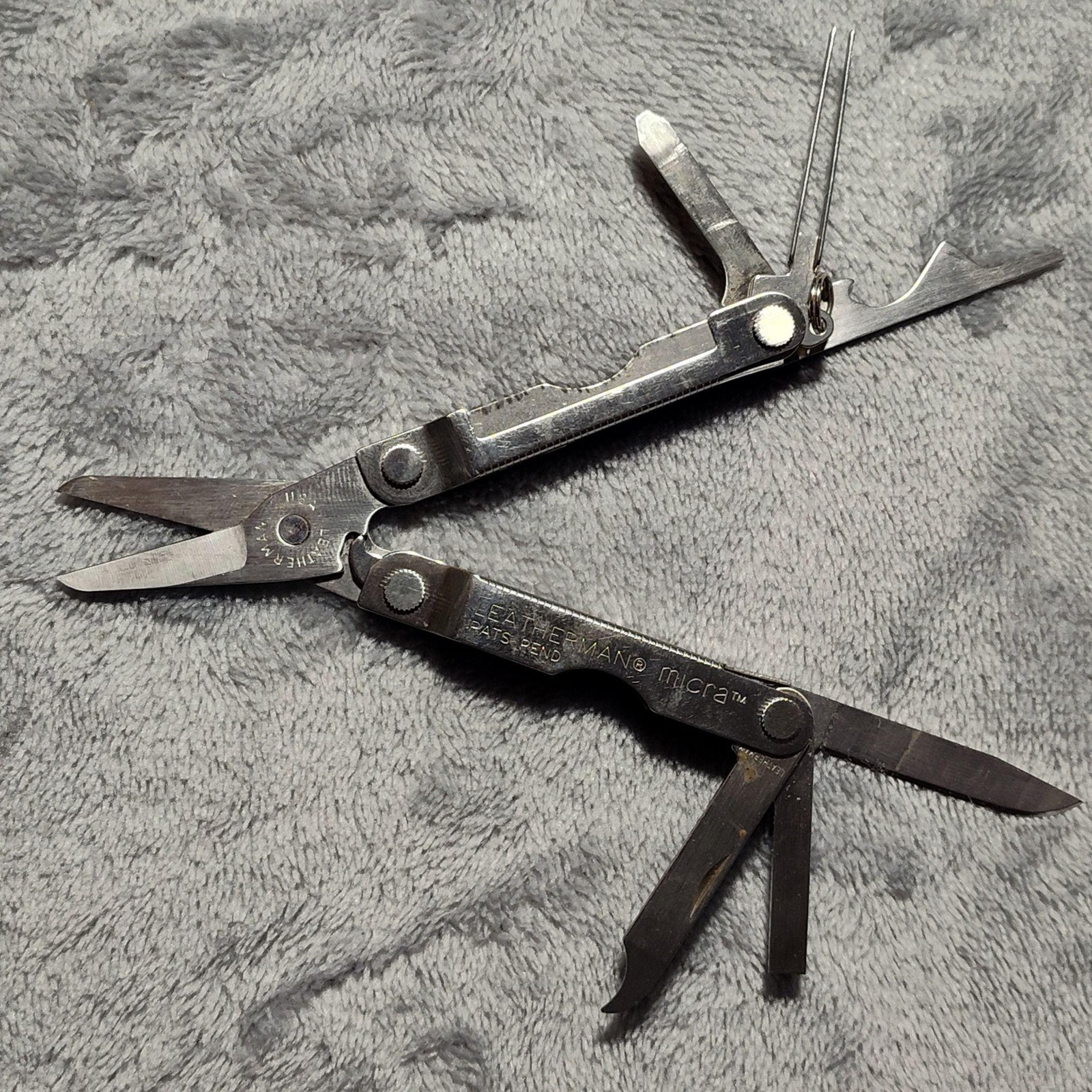 Leatherman PST Micra Multi Tool Set Pliers Knife Scissors W/ Pock-Its Sheath