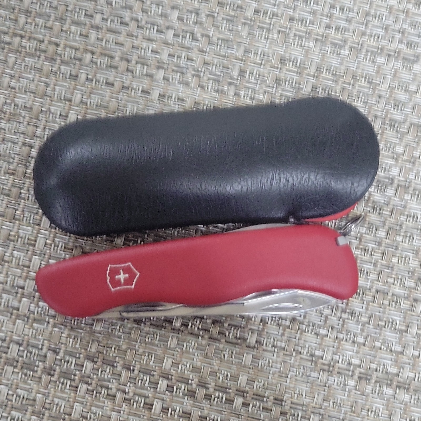 Victorinox Red Multi-Tool Pocket Knife Stainless Steel Straight Edge with Case