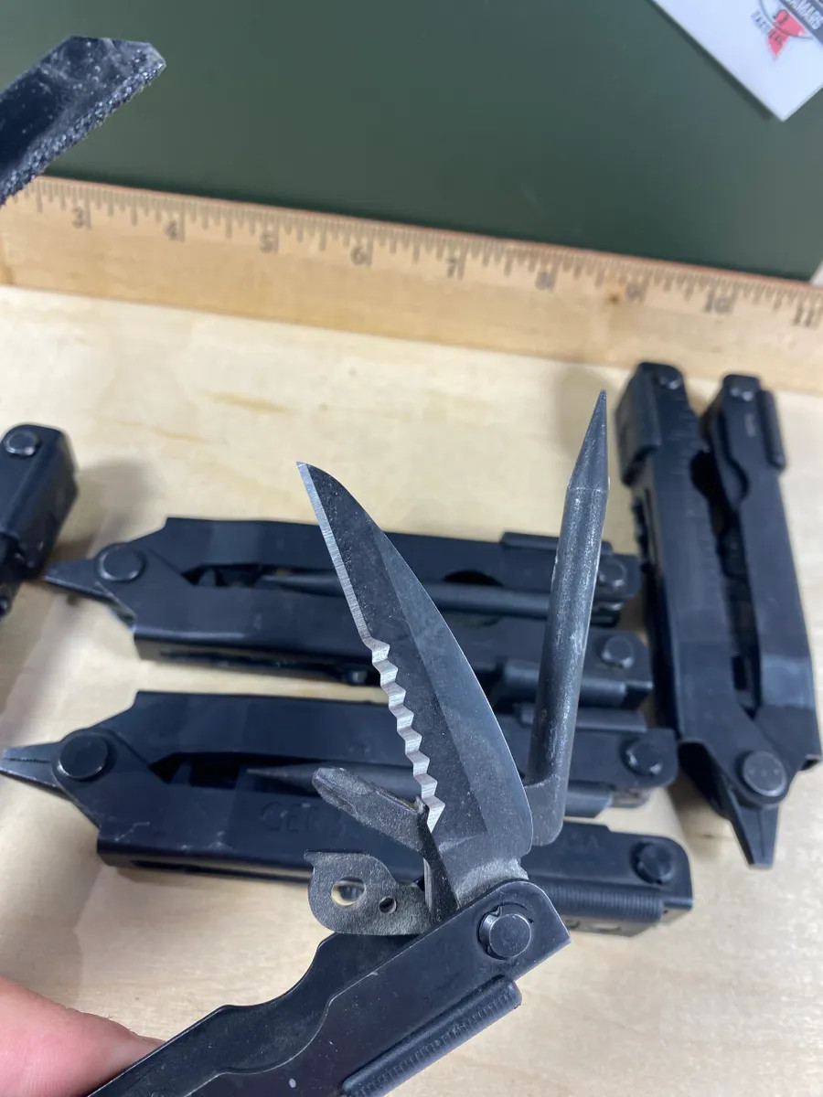 Multi-Plier 600 – D.E.T. Black, x1(ONE) random (MSRP 179.95) Light usage MP 600