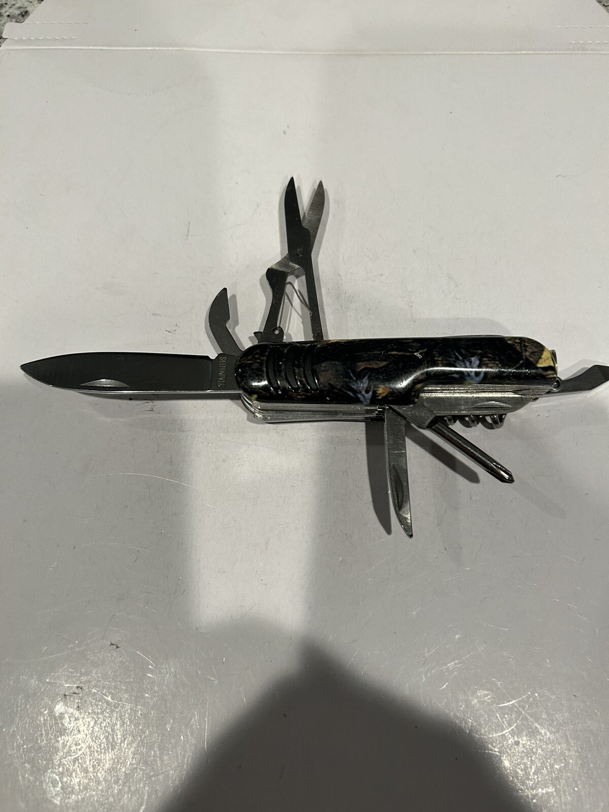 Multi Tool SAK Camo Plastic Handle Scissors Corkscrew