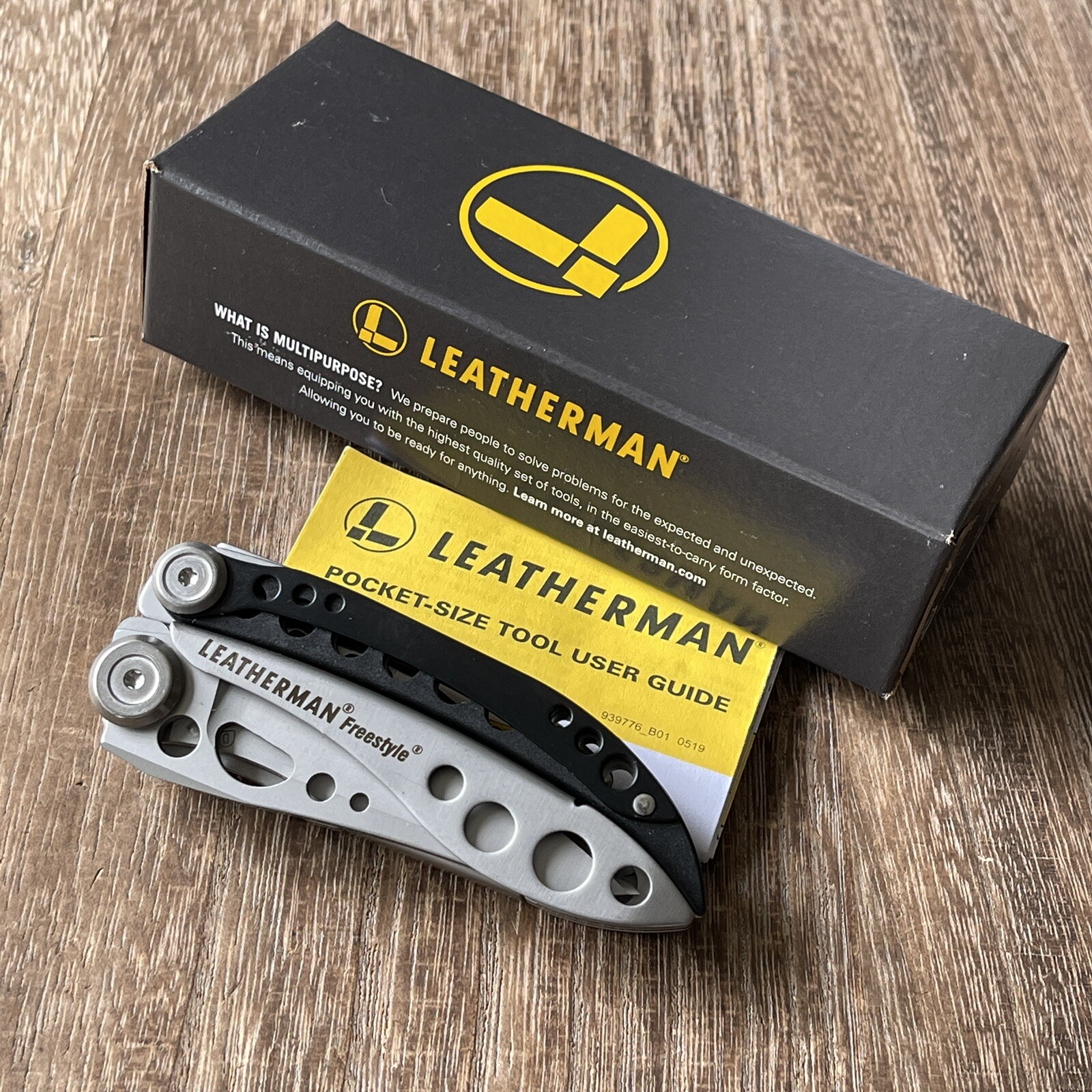 Collectible, Leatherman Freestyle multitool 831078. Discontinued