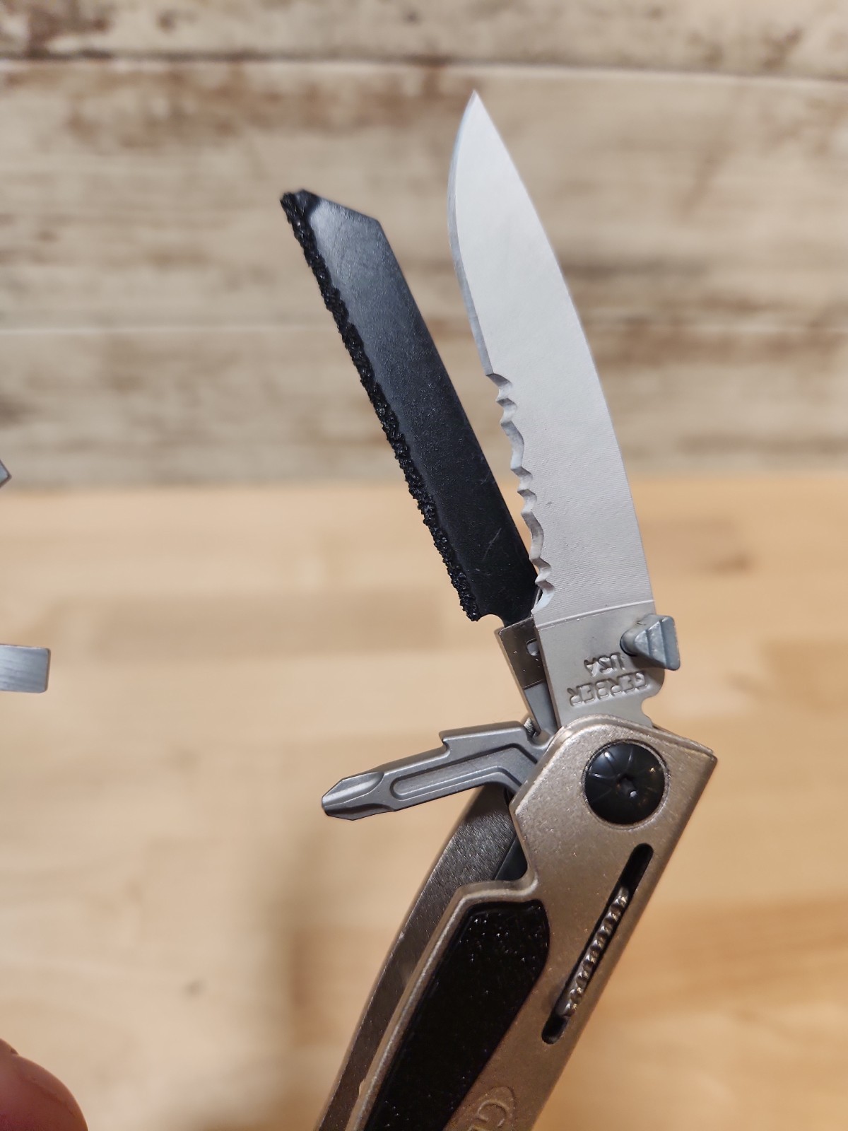 Gerber MP700 Urban Legend Multi-plier