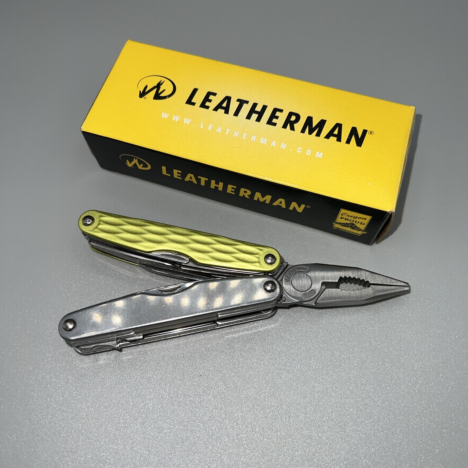 Leatherman Juice XE6 Moss Green 14 Tool Multi-Tool w/Sheath Retired 831931