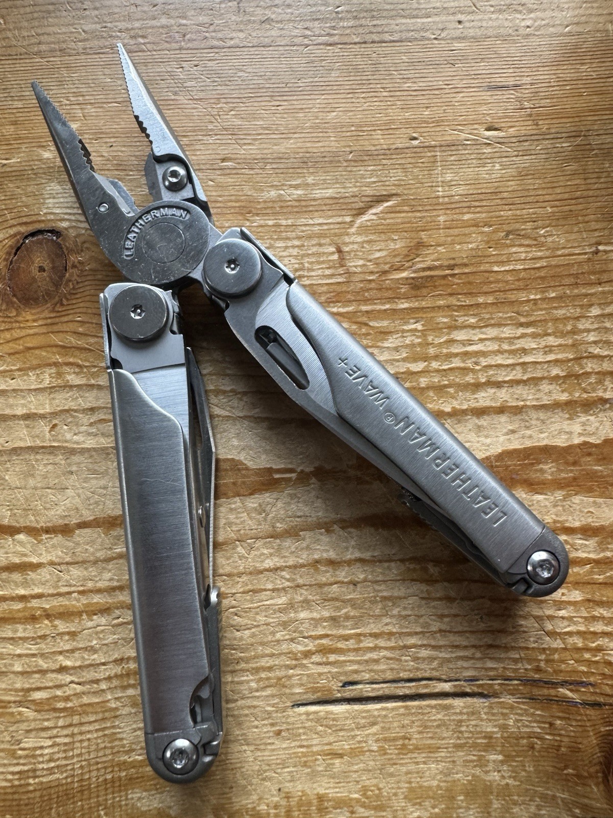 New Leatherman Wave + , 18 In 1 Multi Tool