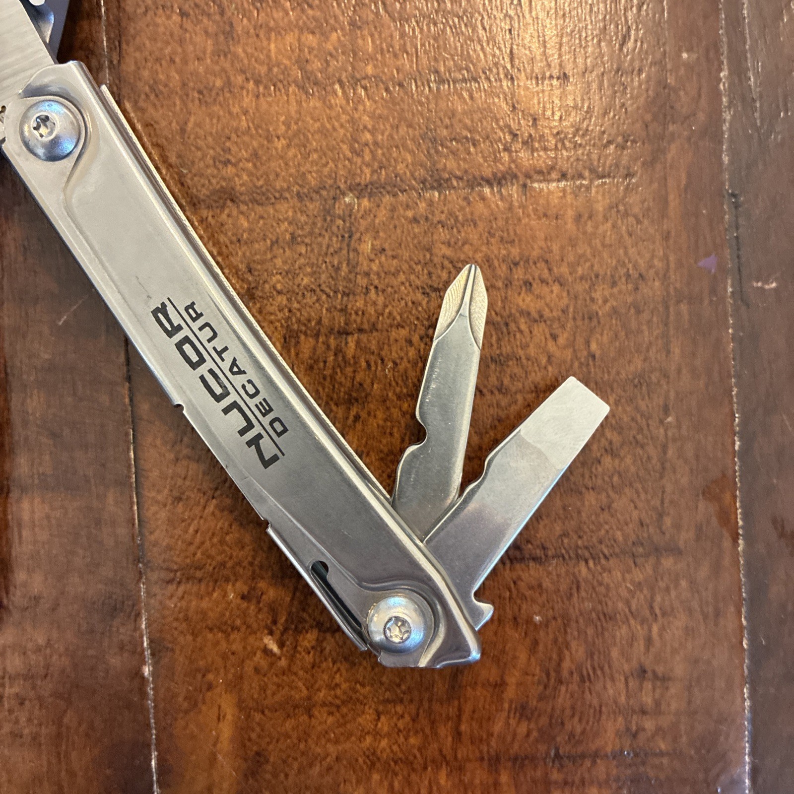 Leatherman Rev Multi-Tool “Nucor Decatur” – Nice!