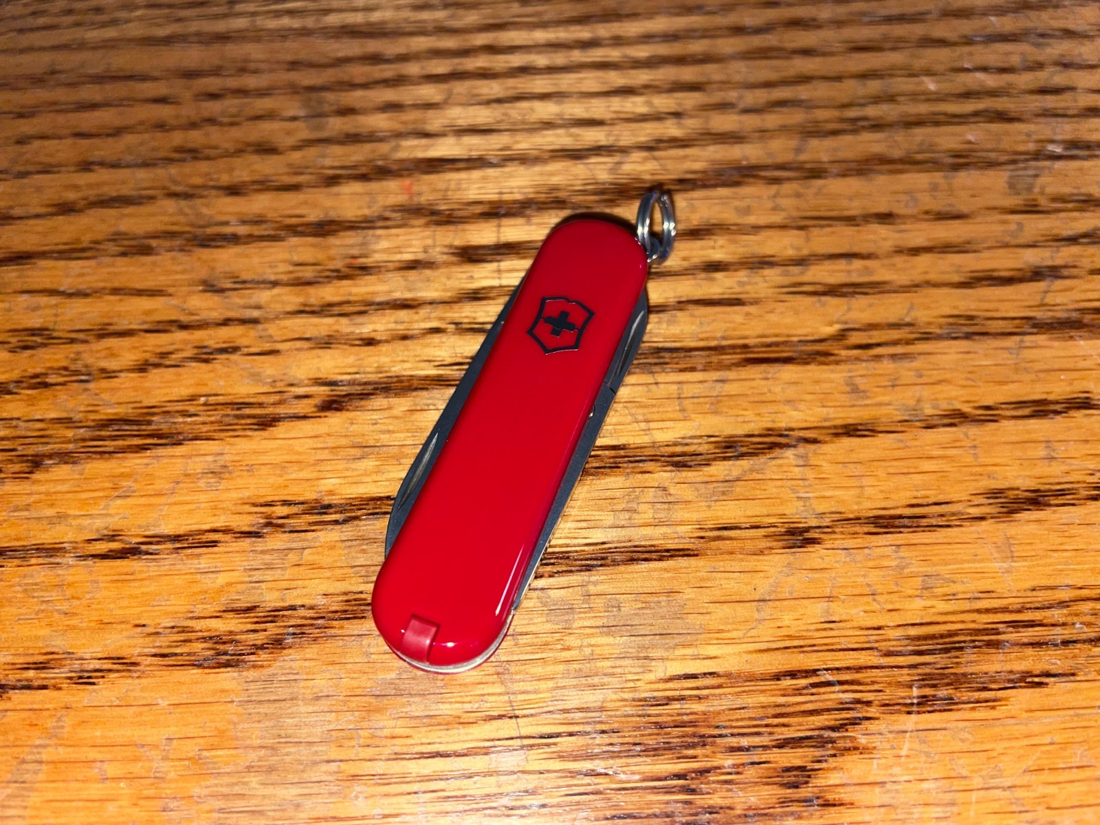 New Victorinox CLASSIC SD Swiss Army Knife Red New in Box