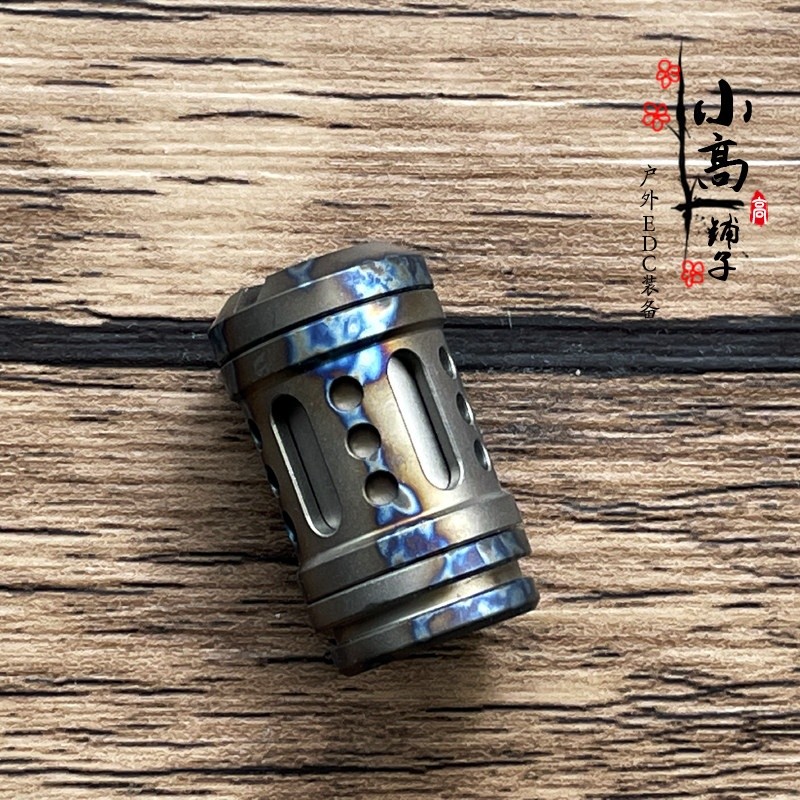 EDC Titanium Alloy Umbrella Rope End Flashlight Necklace Pendant Ring Accessory