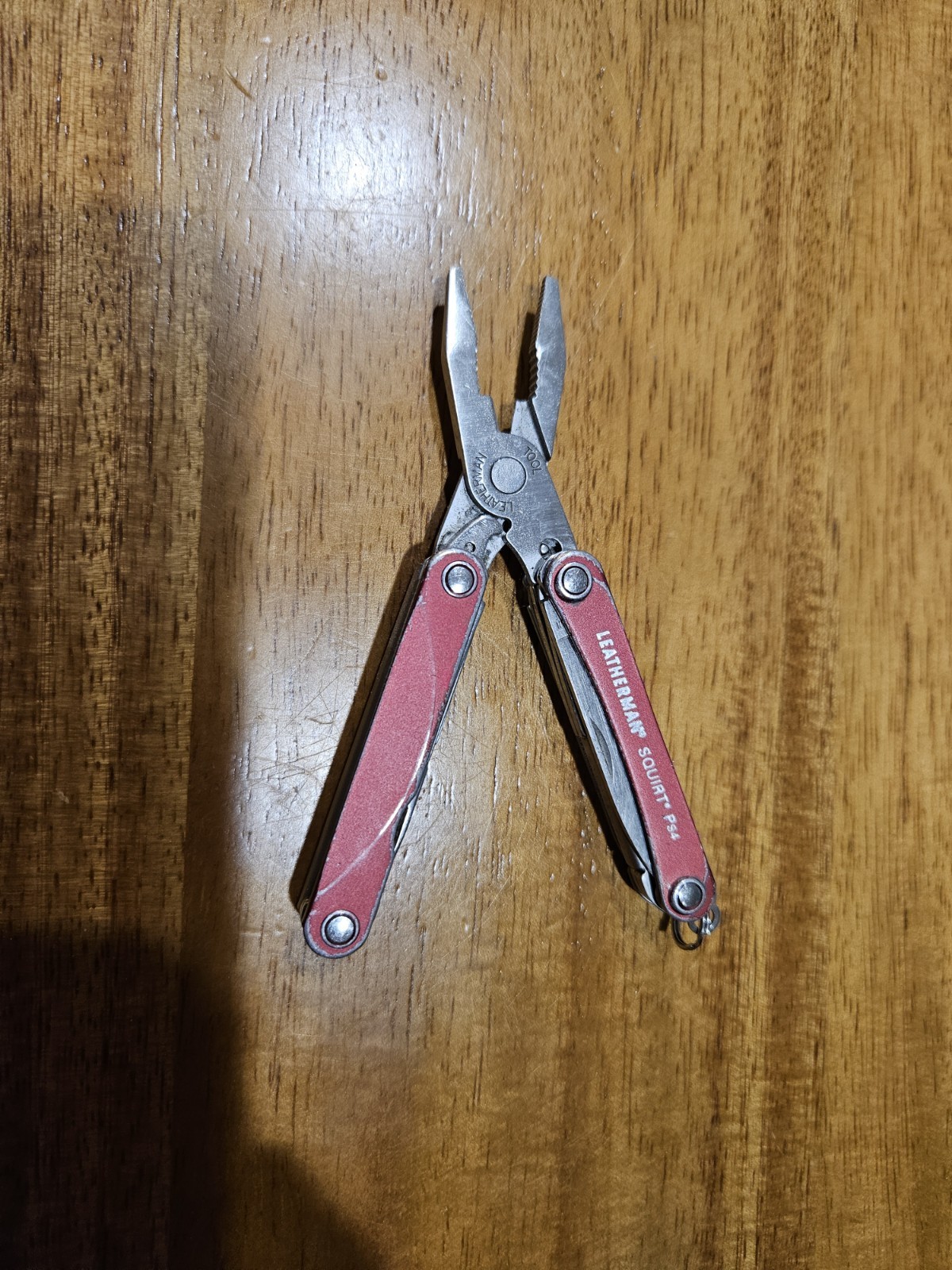 Leatherman Squirt PS4 Red Keychain Multi Tool Pliers Pocket Knife