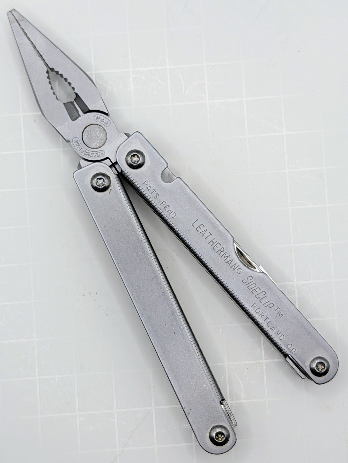 Leatherman SideClip Multi-Tool, Rare Retired Pats Pend Plier, Knife W/Belt Clip