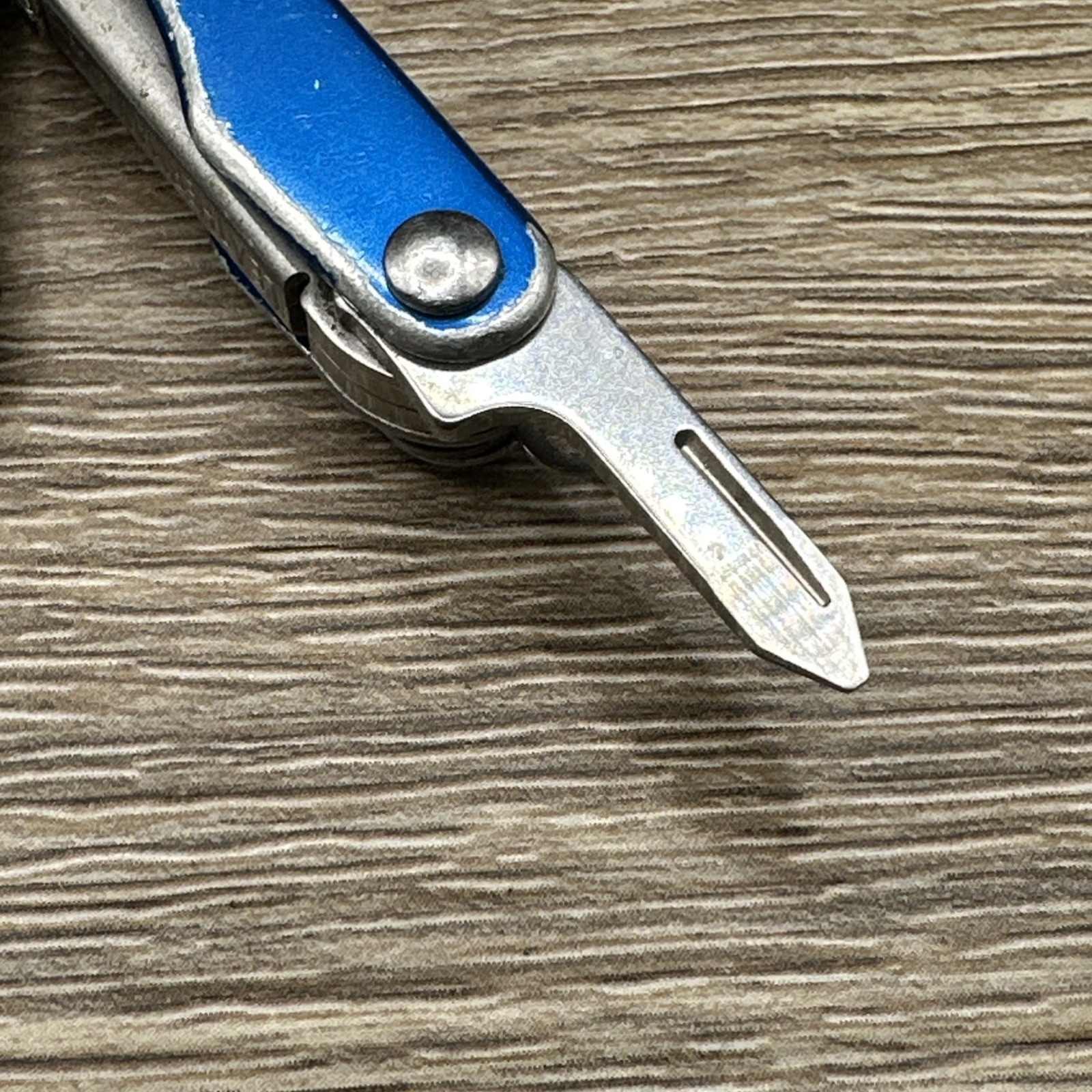 Leatherman Squirt S4 Blue Multitool Discontinued Made in the USA