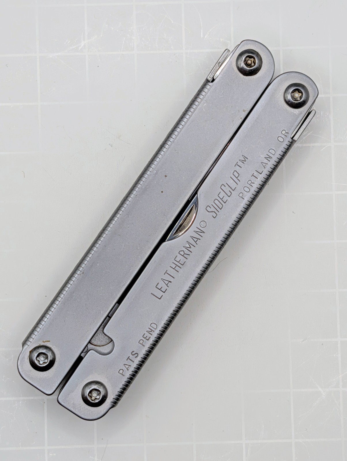 Leatherman SideClip Multi-Tool, Rare Retired Pats Pend Plier, Knife W/Belt Clip