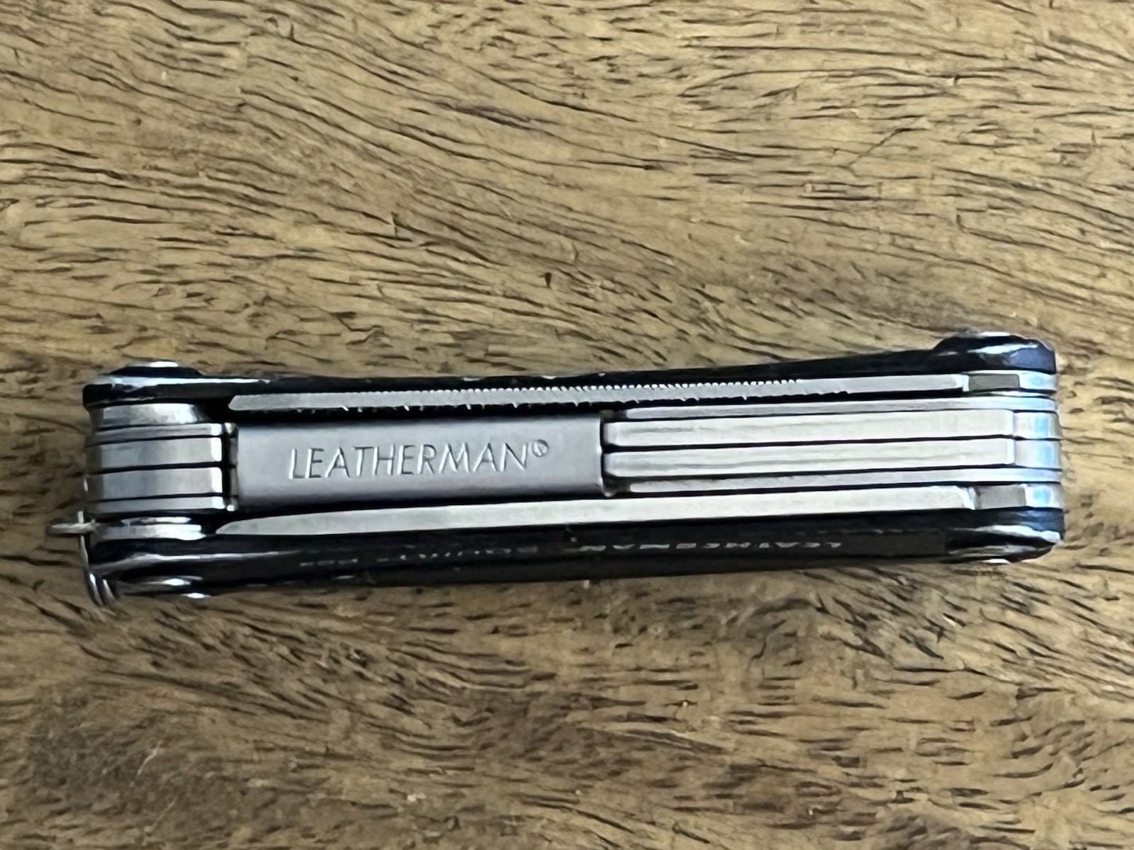 RETIRED Leatherman Squirt PS4 MultiTool Black DISCONTINUED SUPER NICE!