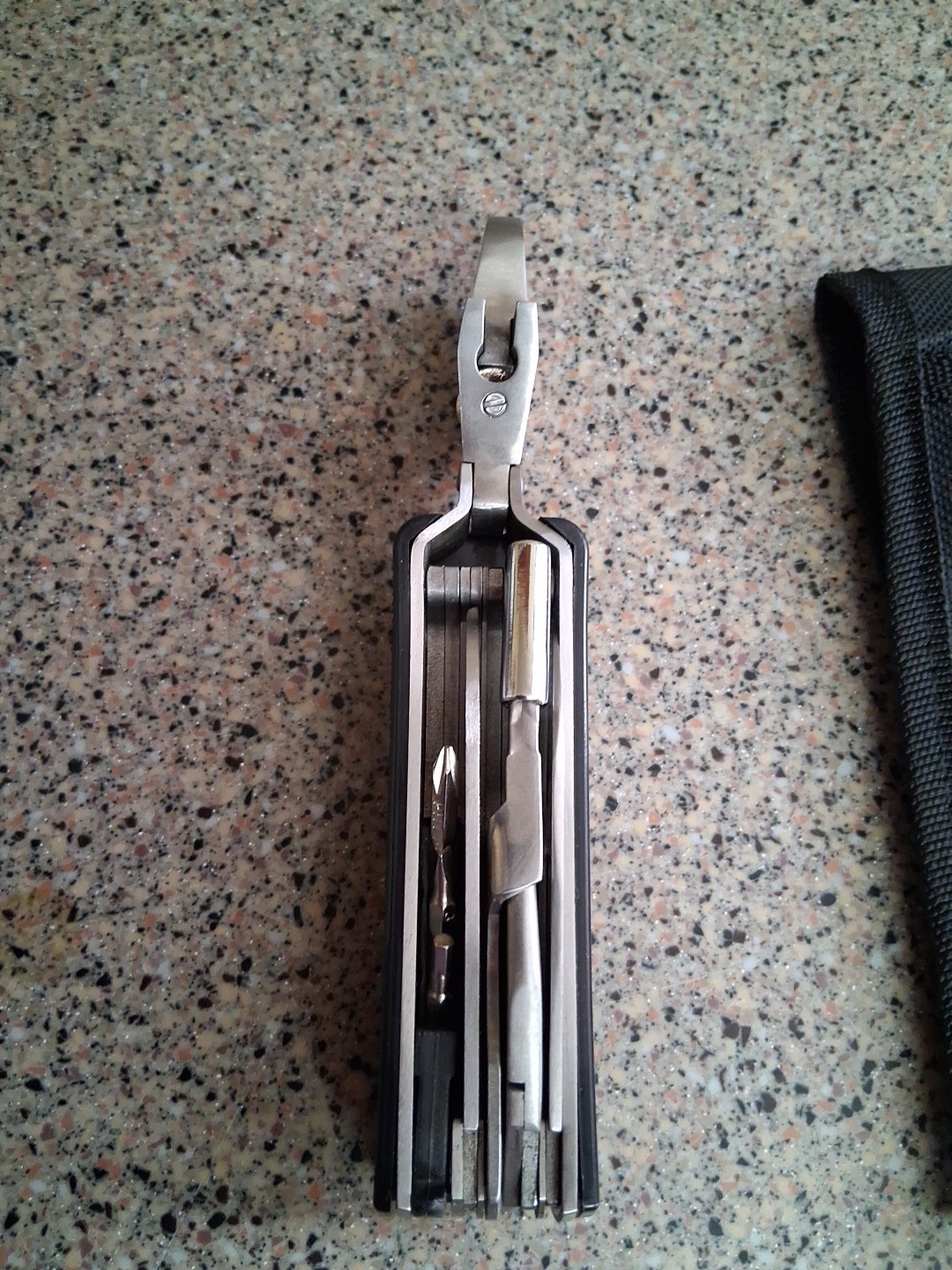 Husky Adjustable wrench Multi-Tool. Saw, Serrated Edge Leatherman Drummer Tool