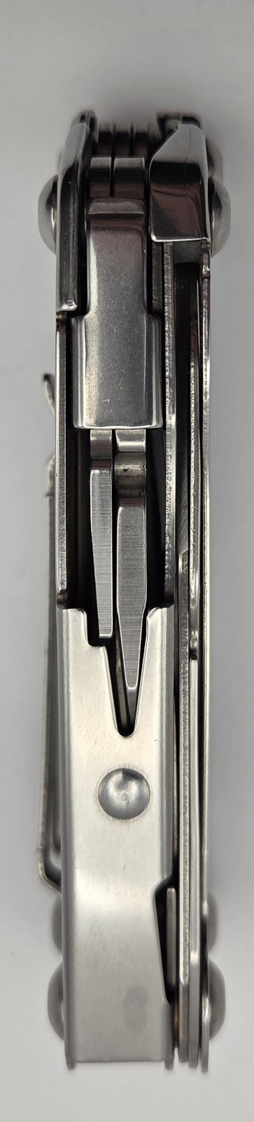 Leatherman Wingman Multi Tool Stainless Steel Made in USA Silver w/ Clip L4
