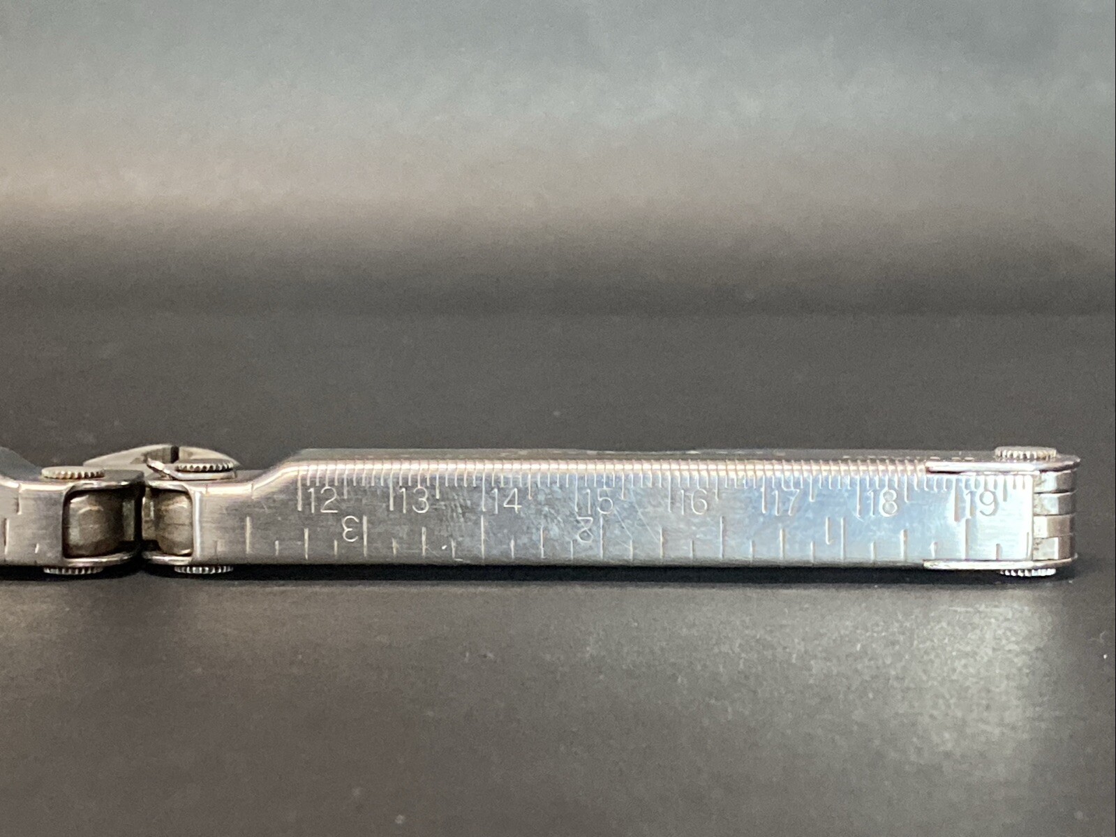 Vintage 1990’s Genuine Leatherman Survival Mini Tool with Sheath Portland USA J3