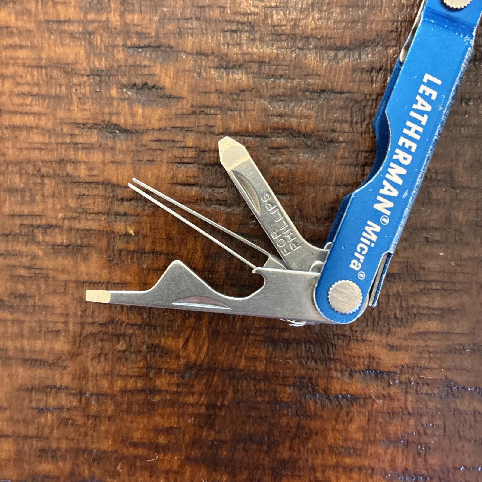 Leatherman Micra Multi-Tool, Knife, Scissors, Key Ring, Blue Nice Cond 04/13