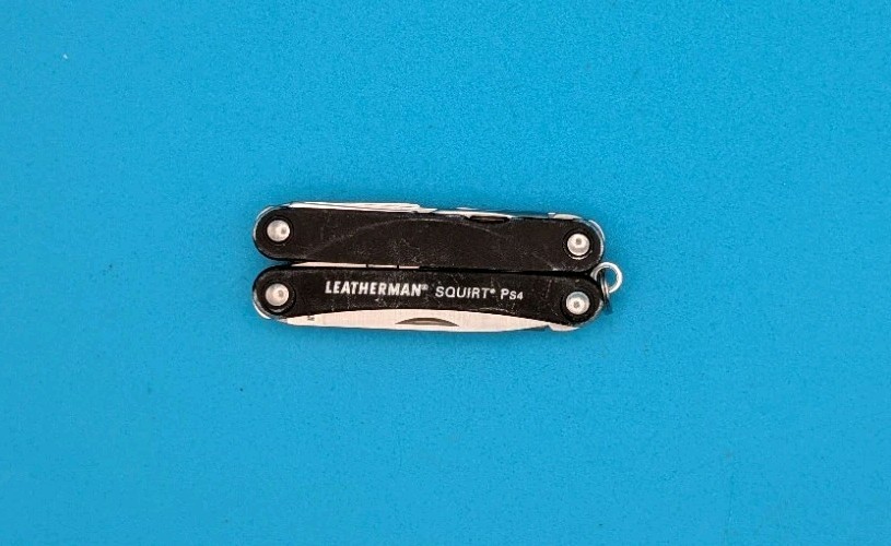 Leatherman SQUIRT PS4 Multi-Tool With Pliers Scissors Knife BLACK!