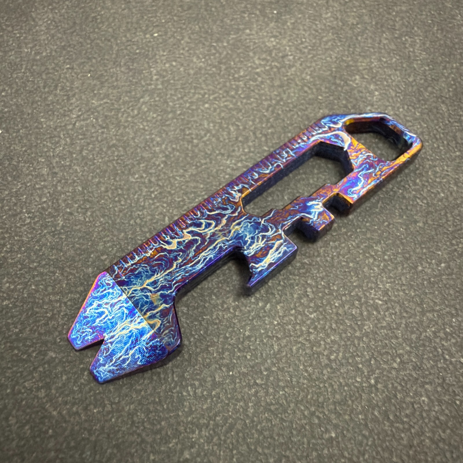 RIHE Design TC4 Titanium Rod EDC Bottle Opener Crowbar -Color