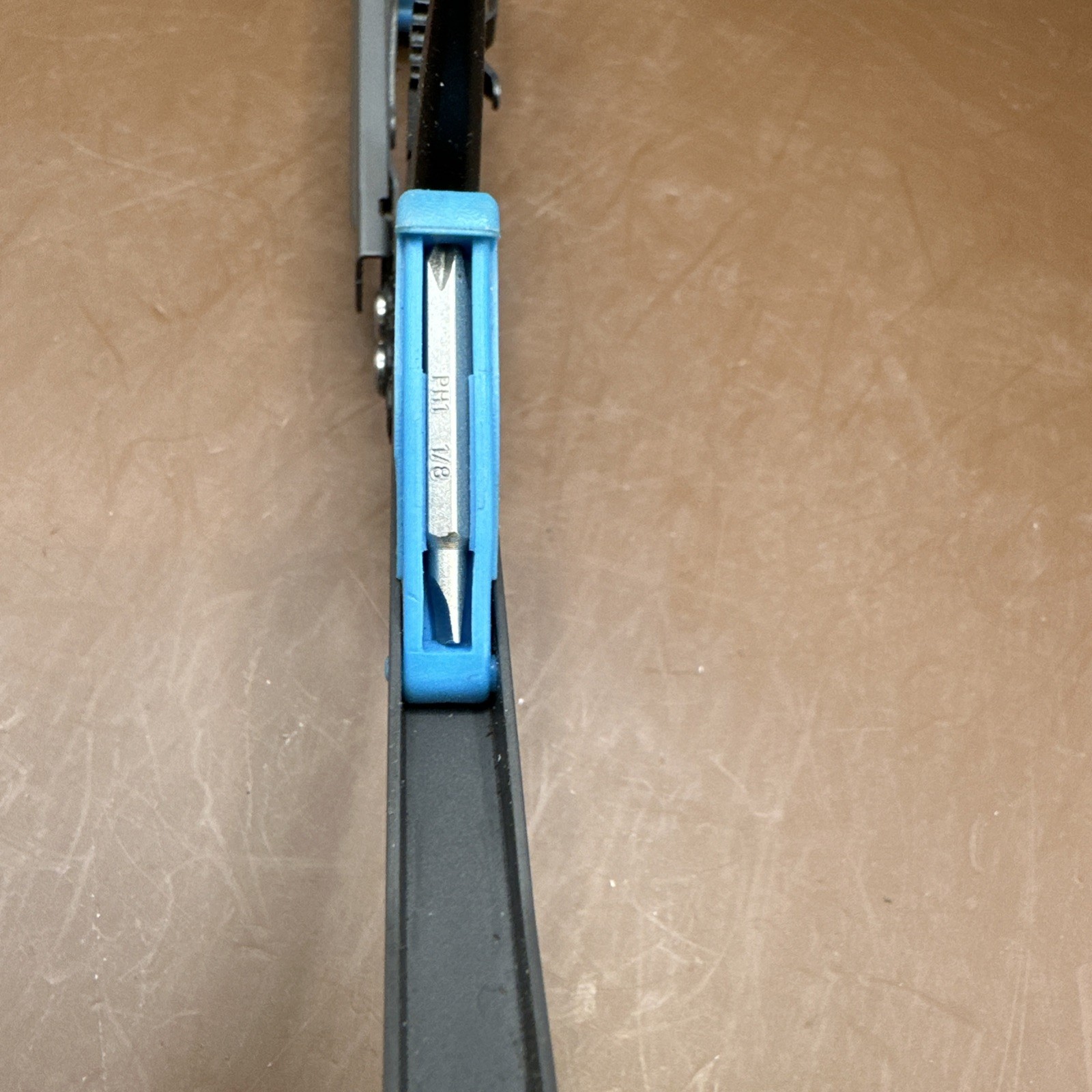 SOG Flash MT Multi-Tool Stainless Steel Housing! Urban Gray & Cyan!