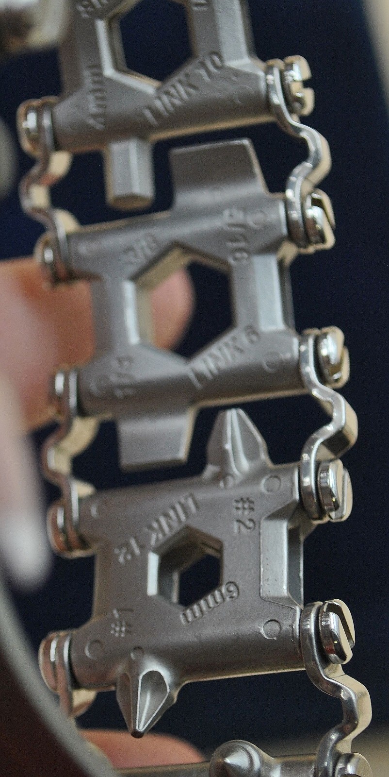 Multifunctional Stainless Steel Outdoor Survive Tool Bracelet