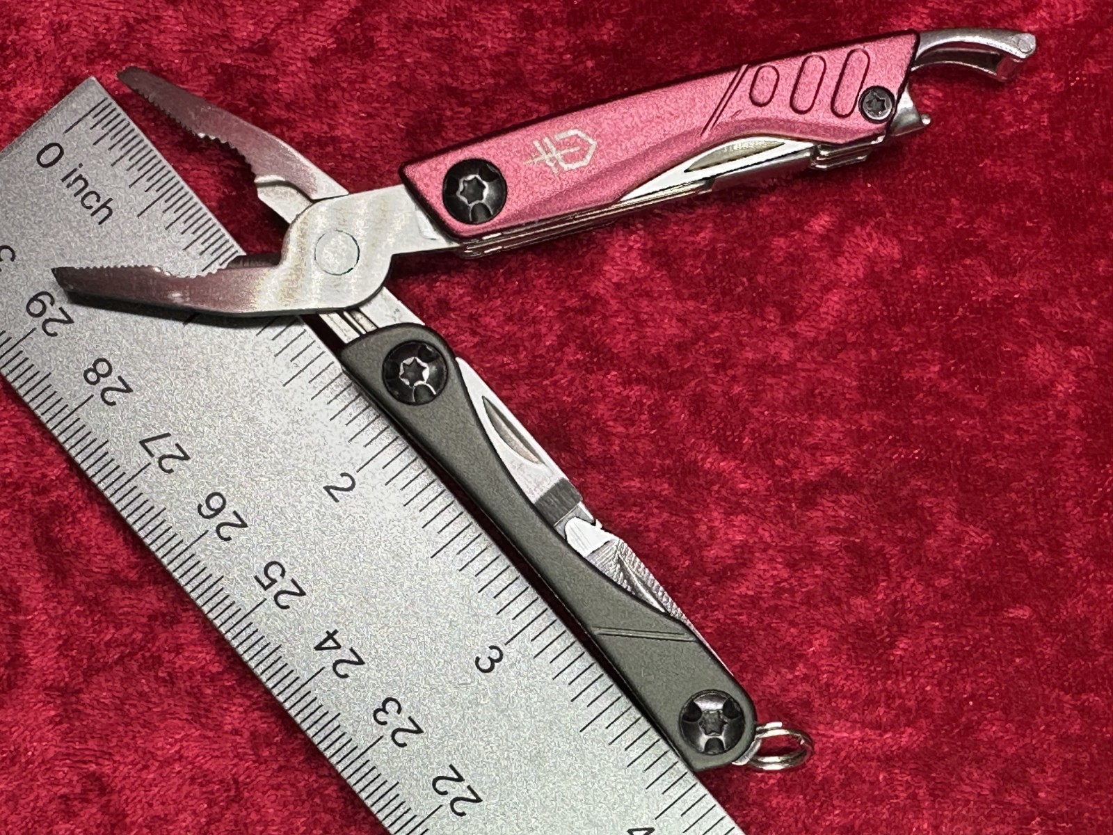 Gerber Dime Burgundy Wine Mini Multi-Tool Keychain Random Pick Rare Color (445)