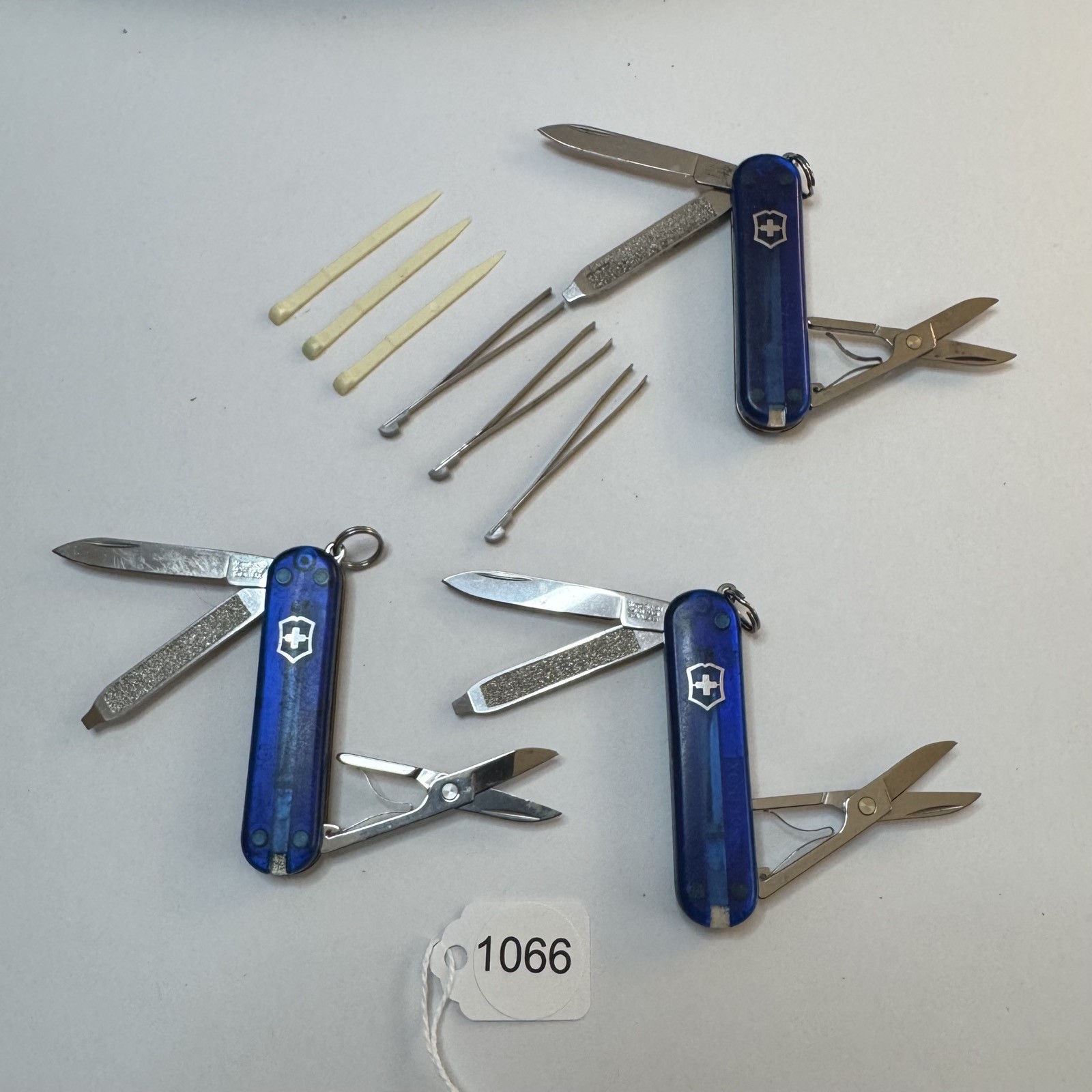 Victorinox Classic SD Swiss Army Pocket Knife Translucent Blue -Lot of 3 #1066