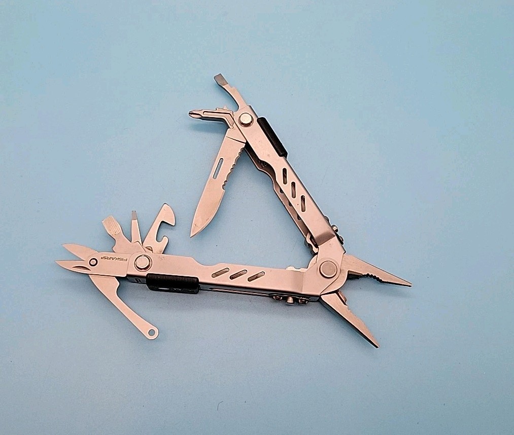 Gerber USA MP400 Compact Sport Multi-Plier Multi-Tool w/ Fiskars Scissors