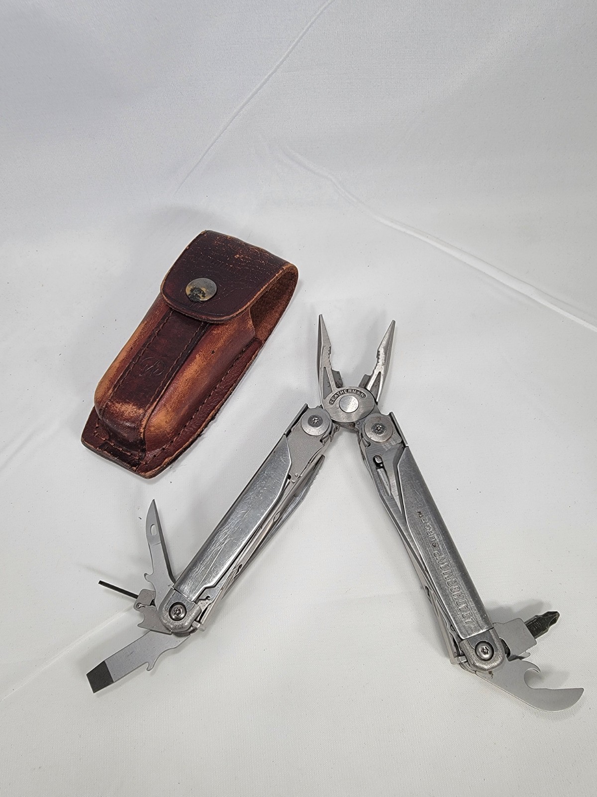 Leatherman Surge Multi Tool Stainless w/ Original High Quality Leather Sheath
