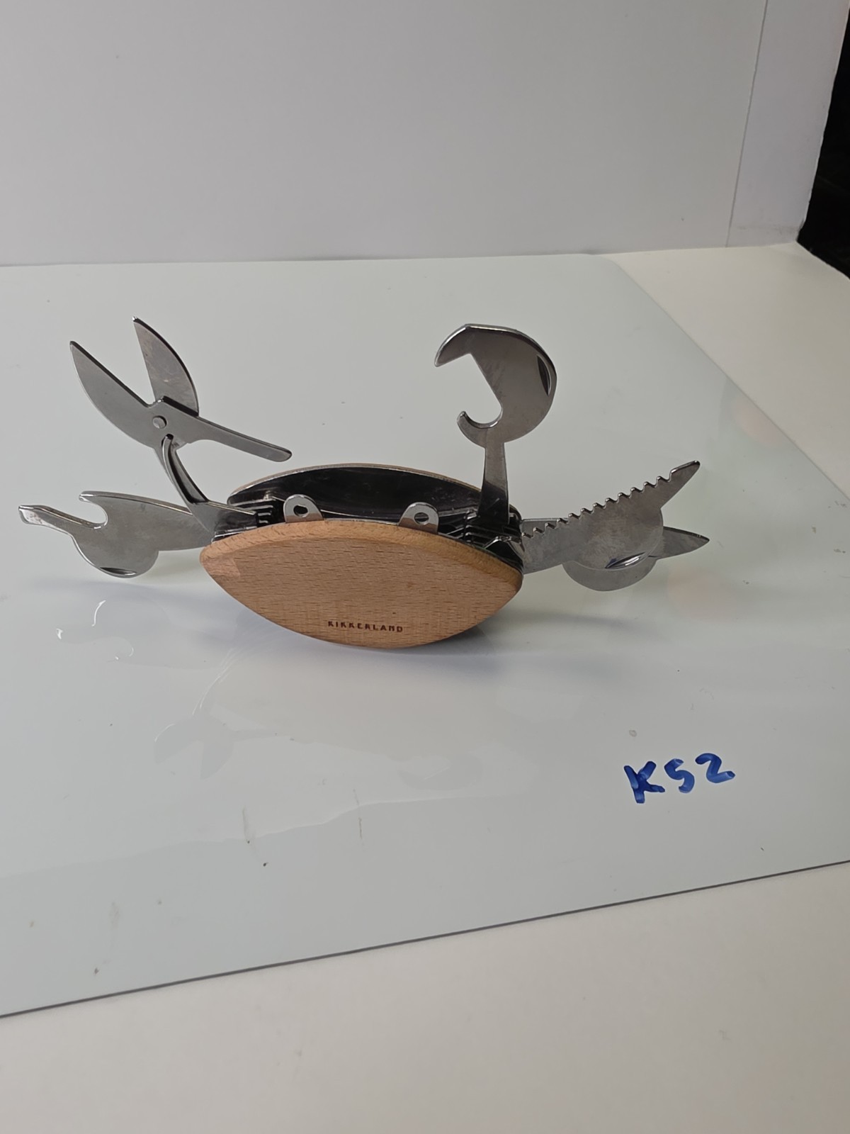 Crab Multi-Tool by Kikkerland