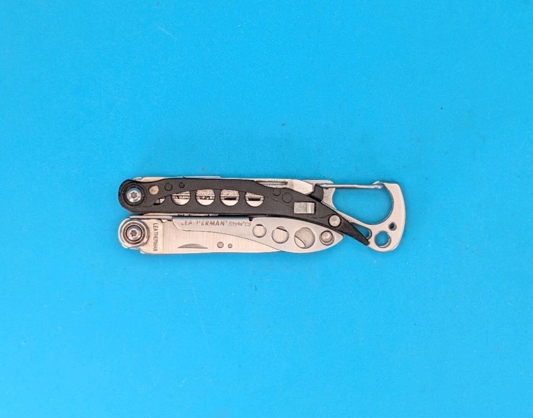 Leatherman Style CS Black Multi-Tool! FAST SHIPPING!