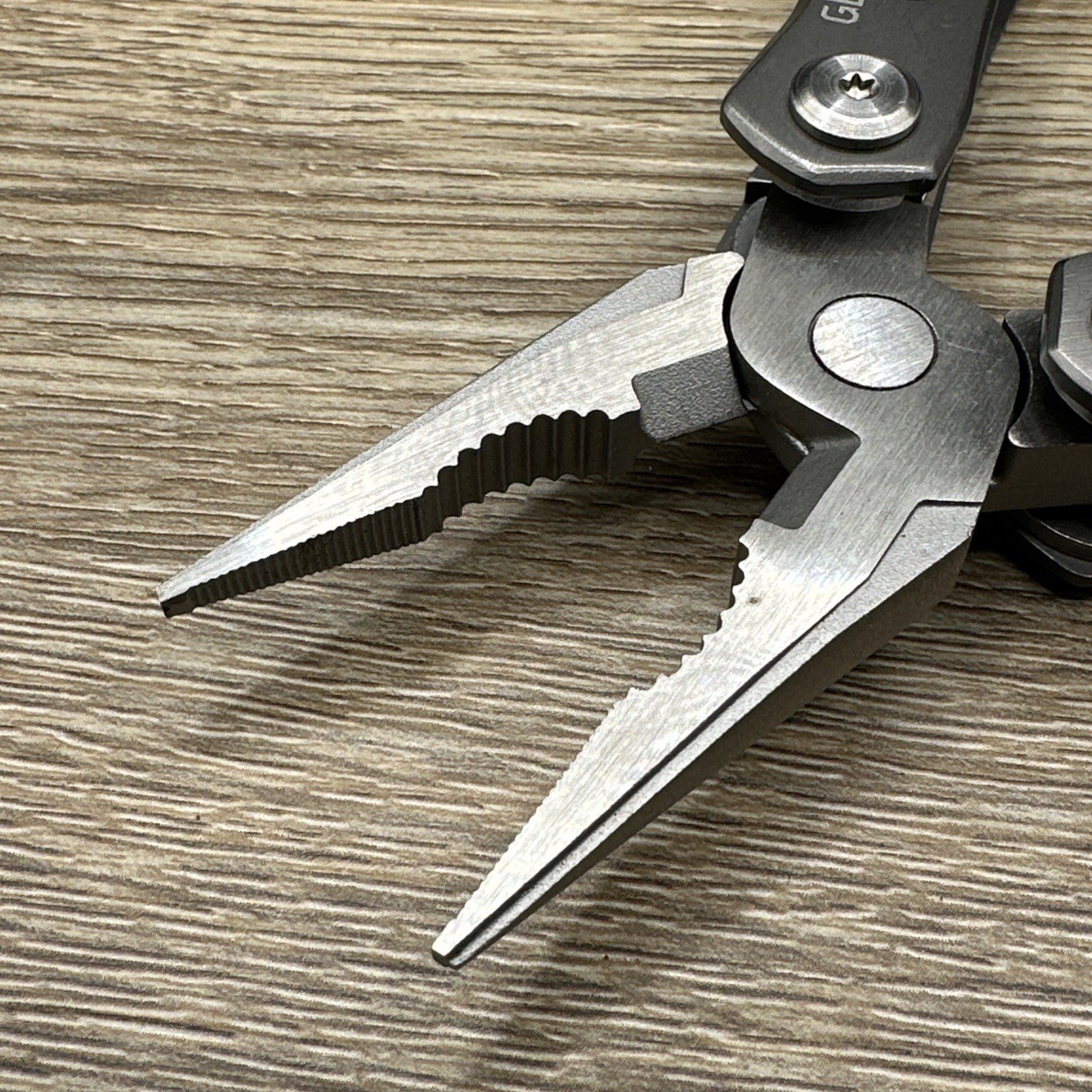 Gerber Suspension Multi Tool Pliers With Sheath Great Condition!