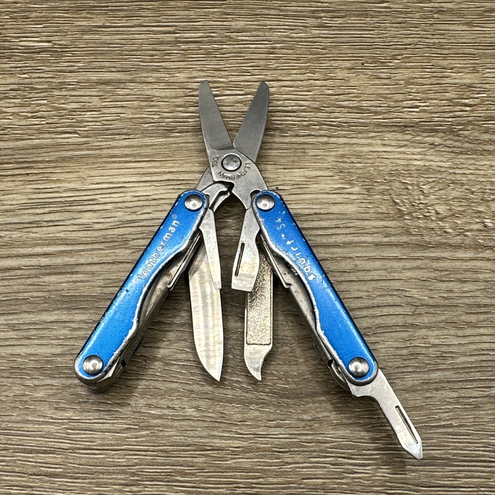 Leatherman Squirt S4 Blue Multitool Discontinued Made in the USA