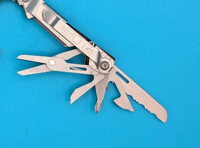 SOG PowerPint Tool Compact Lightweight Silver Multi-Tool!