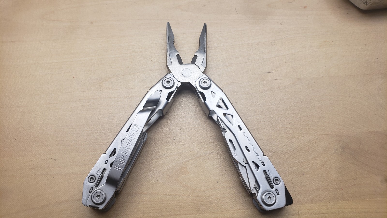 Gerber Suspension-NXT Stainless Steel Multi Tool 15 Tools 31-003889 Pocket Clip