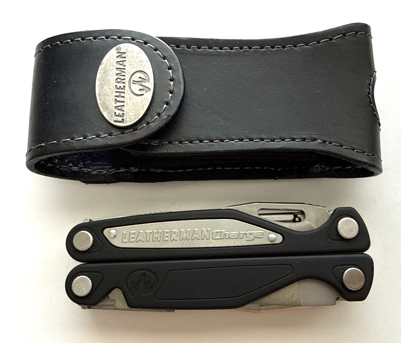 Leatherman Charge ALX Multi-Tool Premium Leather Sheath USA