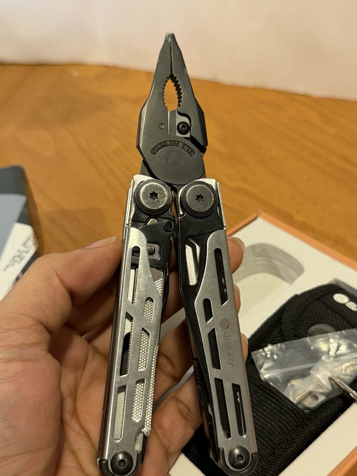 Multper Multitools Pliers Pro, Upgraded Multi Tool With Damascus Knife