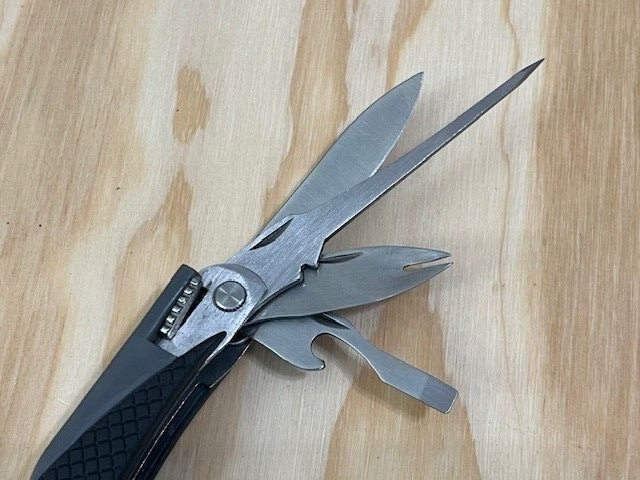 Multi-Tool Stainless Steel 12 TOOLS Hunting Black WITH Sheath — Great
